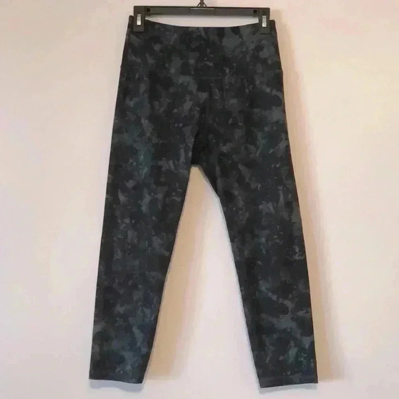 Zobha Green and Black Abstract Print Ultra High Rise Leggings - Picture 1 of 5